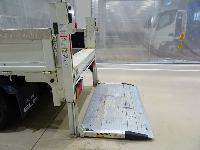 いすゞ エルフ 小型 Wキャブ 2RG-NJS88A(103655) 34枚目