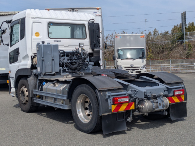 UDトラックス（日産） クオン 大型 トラクタ 2RG-GK5DAB(103658) 4枚目