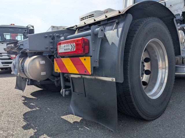 UDトラックス（日産） クオン 大型 トラクタ 2RG-GK5DAB(103658) 7枚目