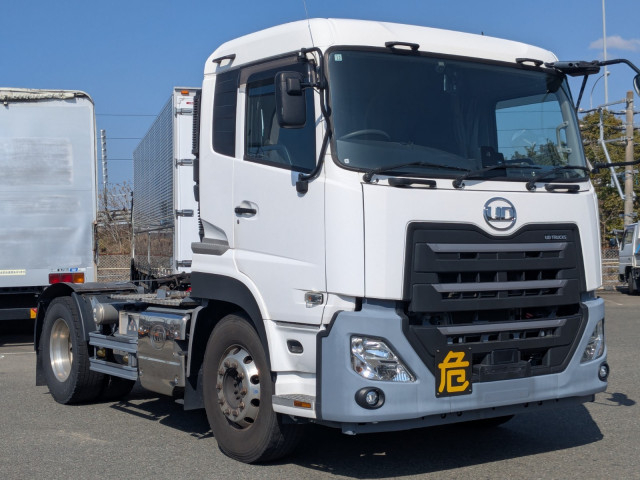 UDトラックス（日産） クオン 大型 トラクタ 2RG-GK5DAB(103659) 2枚目