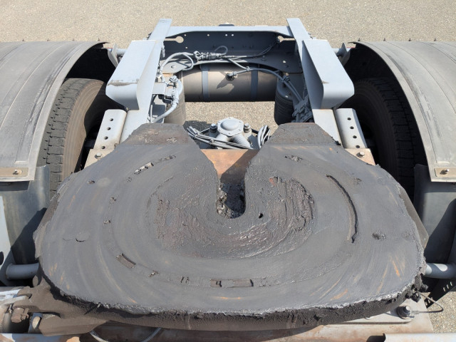 UDトラックス（日産） クオン 大型 トラクタ 2RG-GK5DAB(103658) 10枚目