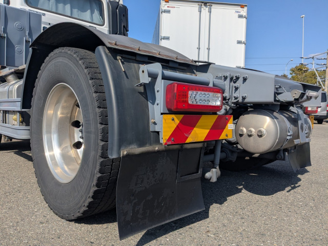 UDトラックス（日産） クオン 大型 トラクタ 2RG-GK5DAB(103659) 6枚目