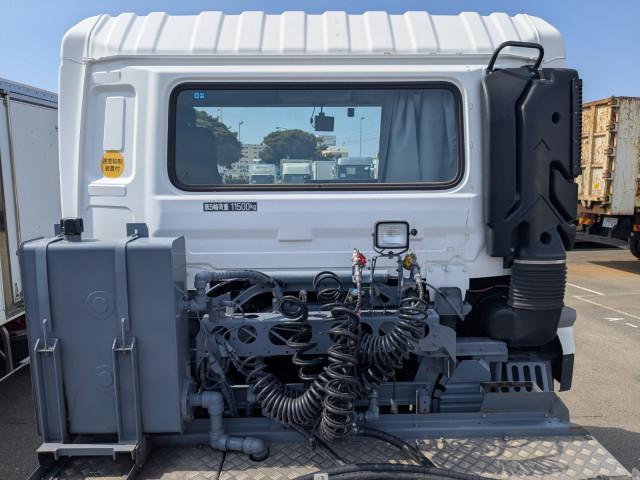 UDトラックス（日産） クオン 大型 トラクタ 2RG-GK5DAB(103658) 13枚目