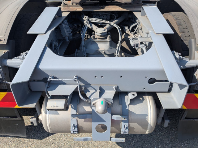 UDトラックス（日産） クオン 大型 トラクタ 2RG-GK5DAB(103659) 8枚目