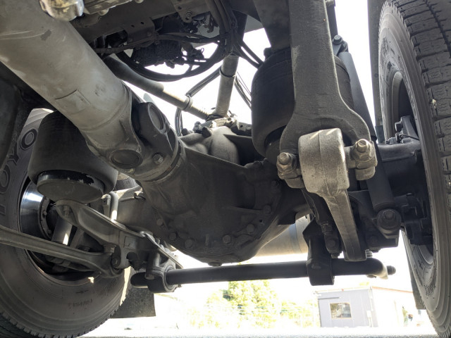 UDトラックス（日産） クオン 大型 トラクタ 2RG-GK5DAB(103658) 19枚目