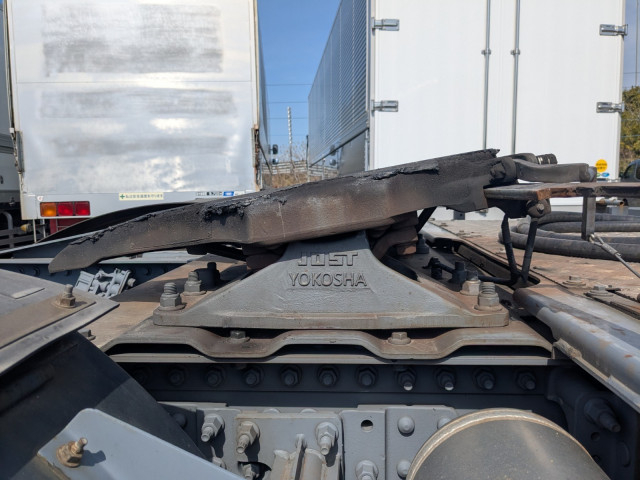 UDトラックス（日産） クオン 大型 トラクタ 2RG-GK5DAB(103658) 22枚目