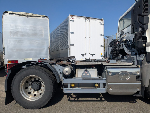 UDトラックス（日産） クオン 大型 トラクタ 2RG-GK5DAB(103659) 23枚目