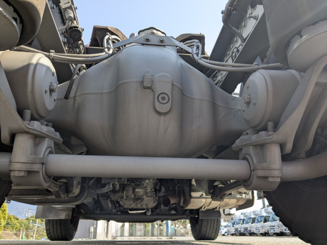 UDトラックス（日産） クオン 大型 トラクタ 2RG-GK5DAB(103659) 24枚目