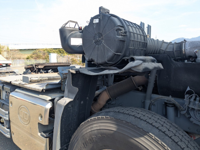 UDトラックス（日産） クオン 大型 トラクタ 2RG-GK5DAB(103658) 37枚目