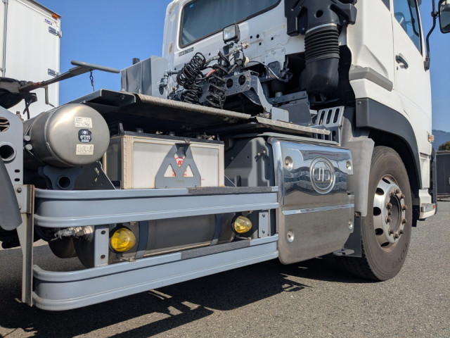 UDトラックス（日産） クオン 大型 トラクタ 2RG-GK5DAB(103659) 29枚目