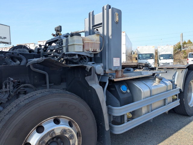 UDトラックス（日産） クオン 大型 トラクタ 2RG-GK5DAB(103659) 35枚目