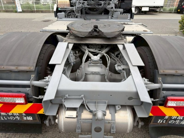 UDトラックス（日産） クオン 大型 トラクタ 2RG-GK5DAB(103661) 5枚目