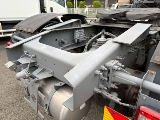 UDトラックス（日産） クオン 大型 トラクタ 2RG-GK5DAB(103661) 7枚目