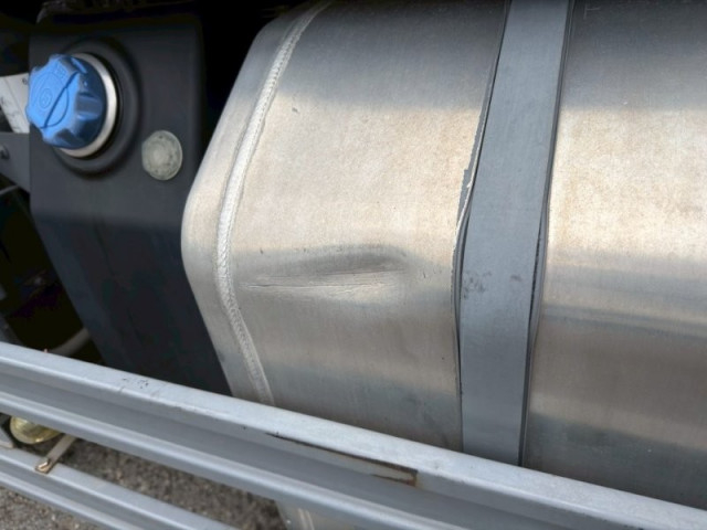 UDトラックス（日産） クオン 大型 トラクタ 2RG-GK5DAB(103661) 13枚目