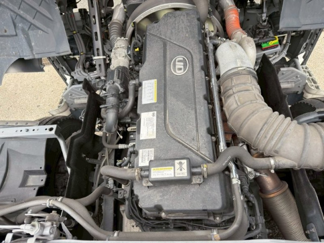 UDトラックス（日産） クオン 大型 トラクタ 2RG-GK5DAB(103661) 16枚目