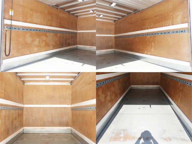 三菱ふそう キャンター 小型 バン 2RG-FEB90(103664) 17枚目