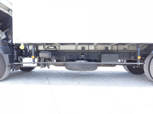 三菱ふそう キャンター 小型 バン 2RG-FEB90(103664) 24枚目