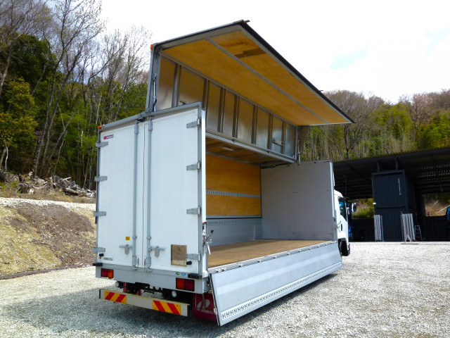 いすゞ フォワード 中型 ウィング 2RG-FRR90T2(103666) 18枚目