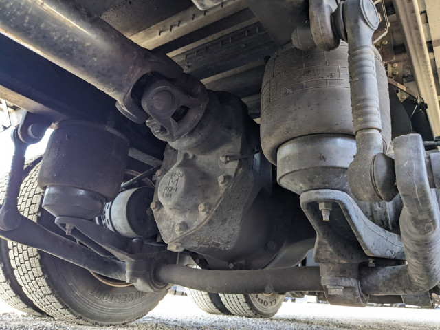 UDトラックス（日産） クオン 大型 ウィング 2PG-CG5CA(103665) 23枚目