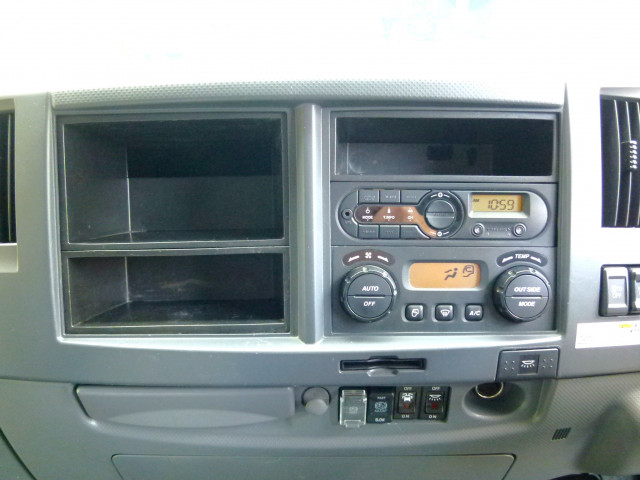 いすゞ フォワード 中型 ウィング 2RG-FRR90T2(103666) 25枚目