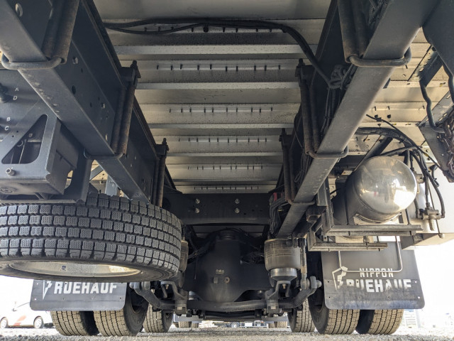 UDトラックス（日産） クオン 大型 ウィング 2PG-CG5CA(103665) 35枚目