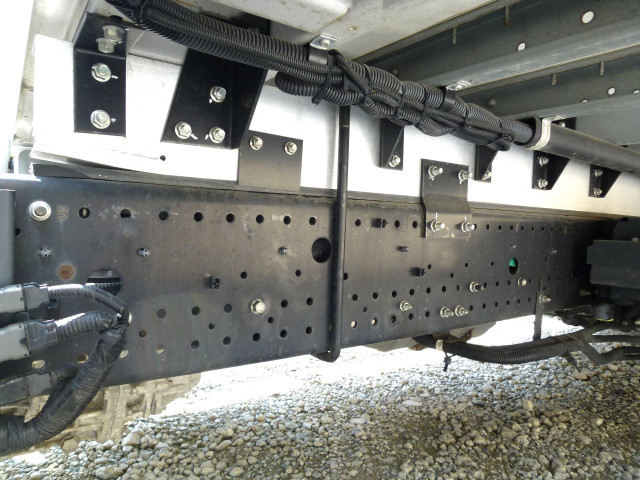 いすゞ フォワード 中型 ウィング 2RG-FRR90T2(103666) 34枚目