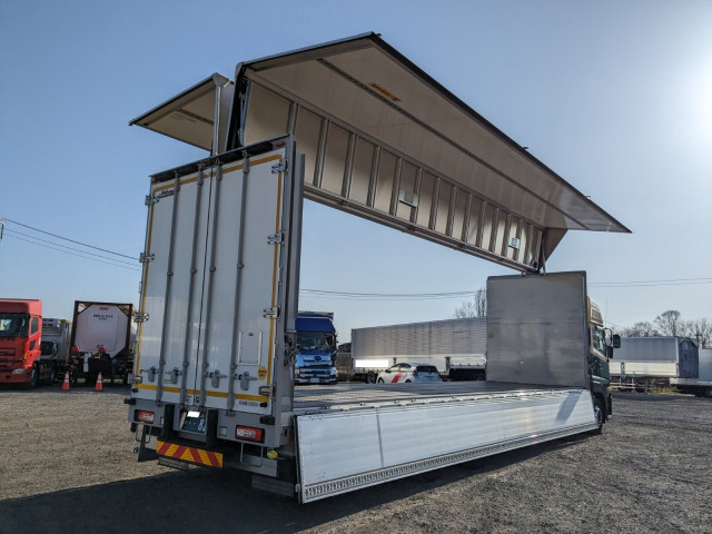 UDトラックス（日産） クオン 大型 ウィング 2PG-CG5CA(103665) 38枚目