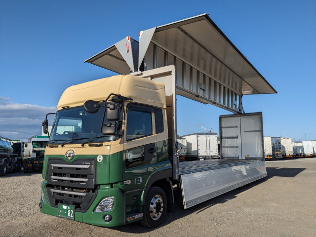 UDトラックス（日産） クオン 大型 ウィング 2PG-CG5CA(103665) 39枚目