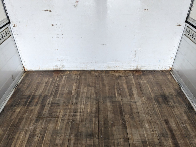 日野 プロフィア 大型 ウィング 2DG-FW1EHG(103668) 13枚目