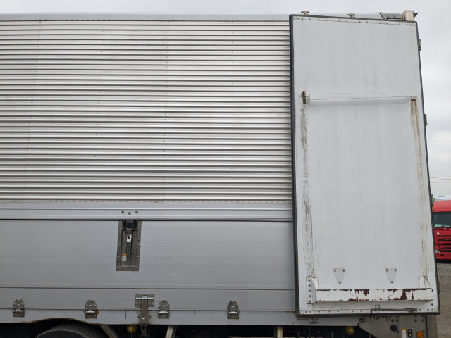 日野 プロフィア 大型 ウィング 2DG-FW1EHG(103668) 19枚目