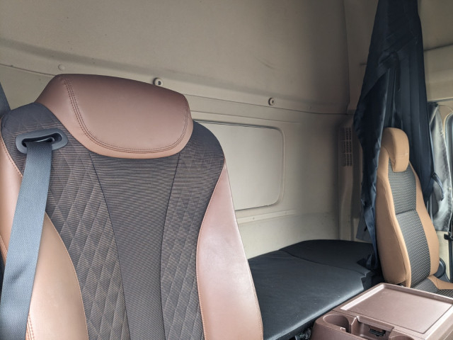 日野 プロフィア 大型 ウィング 2DG-FW1EHG(103668) 42枚目