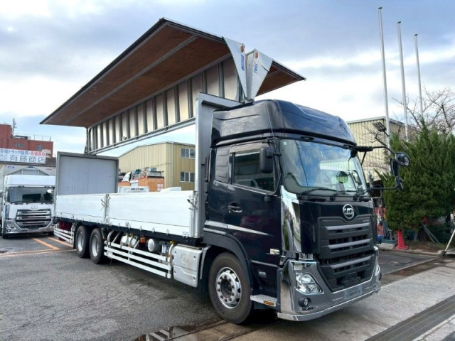 UDトラックス（日産） クオン 大型 ウィング 2PG-CD5CA(103673) 6枚目