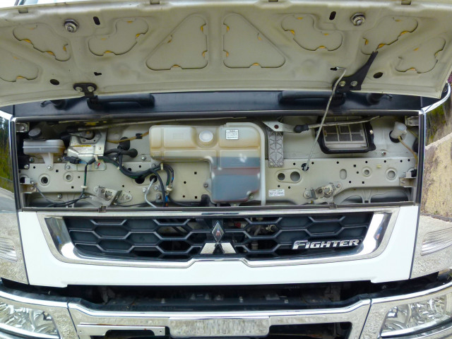 三菱ふそう ファイター 増トン 平ボディ（クレーン付） 2KG-FK65FZ(103674) 8枚目