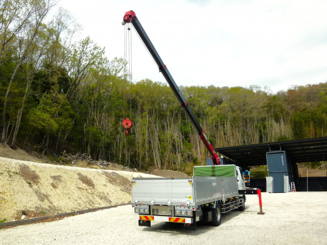 三菱ふそう ファイター 増トン 平ボディ（クレーン付） 2KG-FK65FZ(103674) 20枚目