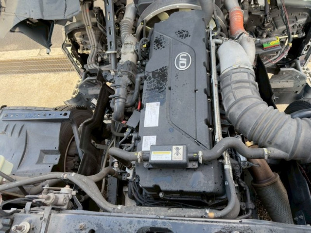 UDトラックス（日産） クオン 大型 ウィング 2PG-CD5CA(103673) 27枚目