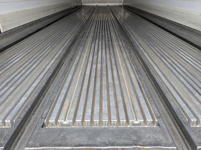 いすゞ ギガ 大型 冷蔵冷凍バン 2PG -CYL77C(103676) 13枚目