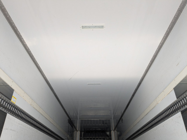 いすゞ ギガ 大型 冷蔵冷凍バン 2PG -CYL77C(103676) 14枚目