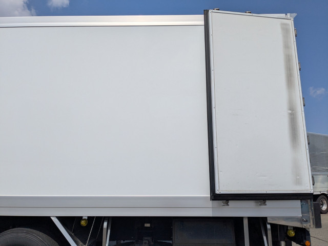 いすゞ ギガ 大型 冷蔵冷凍バン 2PG -CYL77C(103676) 19枚目