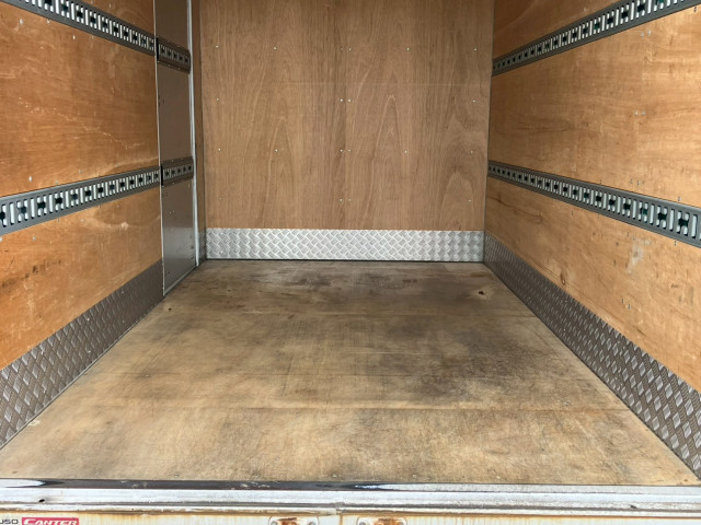 三菱ふそう キャンター 小型 バン TPG-FBA20(103677) 12枚目