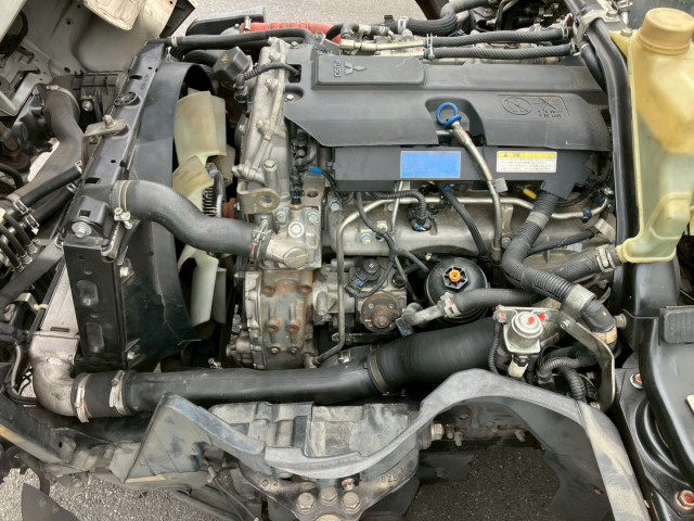 三菱ふそう キャンター 小型 バン TPG-FBA20(103677) 19枚目