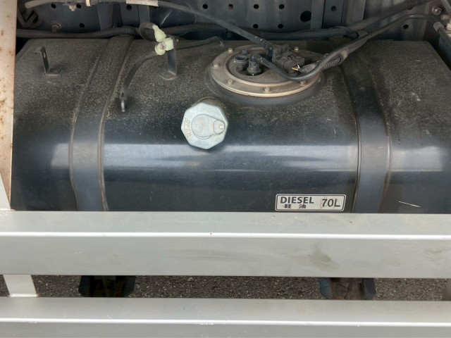 三菱ふそう キャンター 小型 バン TPG-FBA20(103677) 23枚目