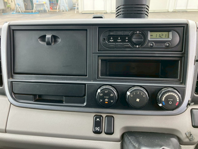 三菱ふそう キャンター 小型 バン TPG-FBA20(103677) 31枚目