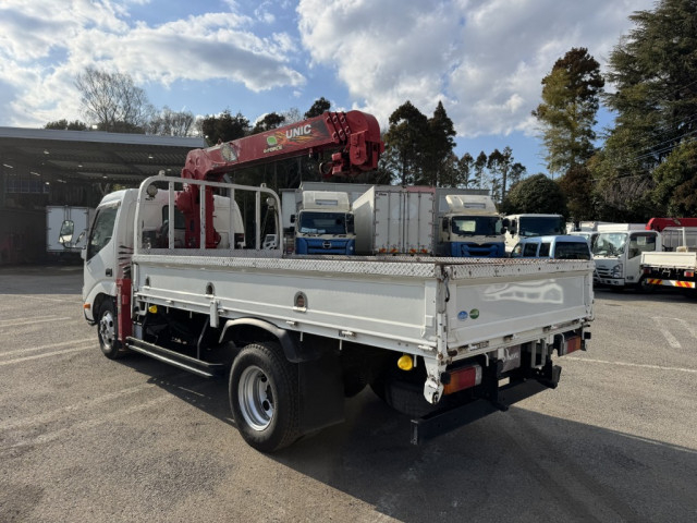 日野 デュトロ 小型 平ボディ（クレーン付） TPG-XZU650M(103680) 4枚目