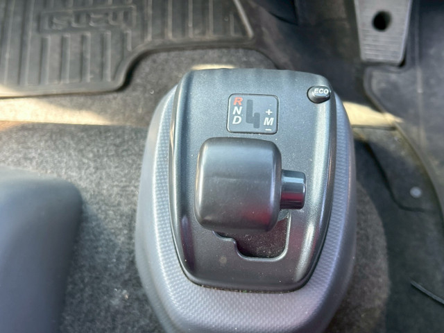 いすゞ フォワード 中型 冷蔵冷凍バン 2PG-FRR90T2(103679) 33枚目