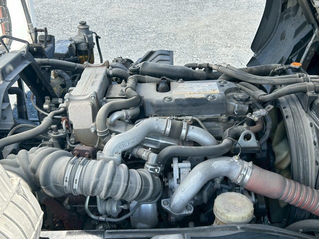 いすゞ フォワード 中型 冷蔵冷凍バン 2PG-FRR90T2(103679) 43枚目