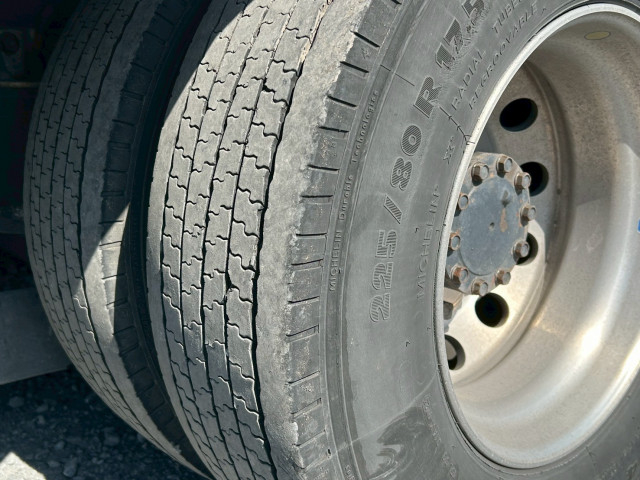 いすゞ フォワード 中型 冷蔵冷凍バン 2PG-FRR90T2(103679) 49枚目