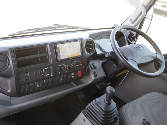 トヨタ ダイナ 小型 ウィング TKG-XZU710(103682) 28枚目