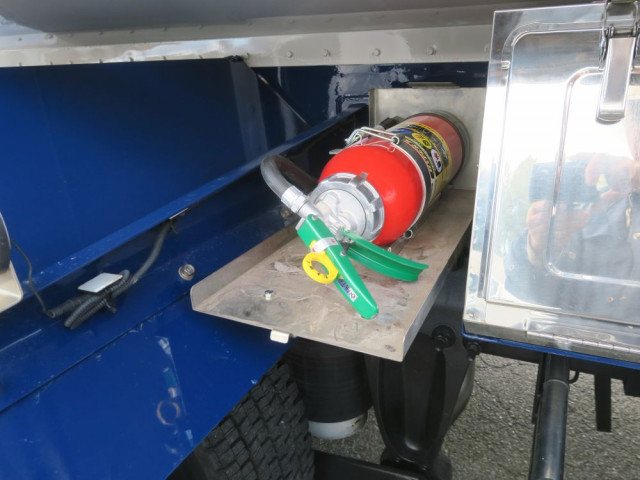 日野 プロフィア 大型 タンクローリー QPG-GN1APEG(103690) 8枚目