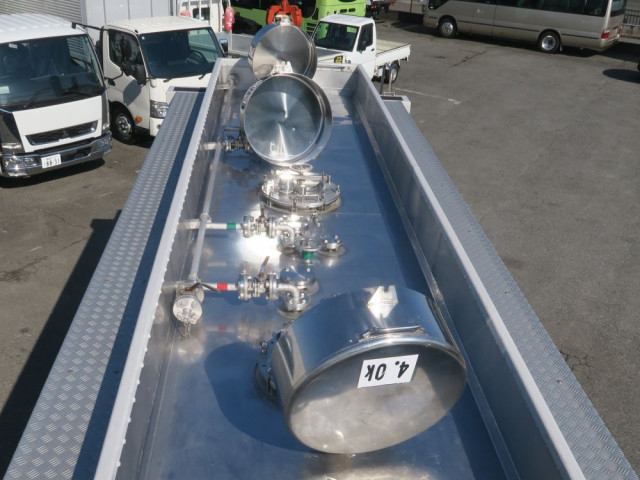 日野 プロフィア 大型 タンクローリー QPG-GN1APEG(103690) 10枚目