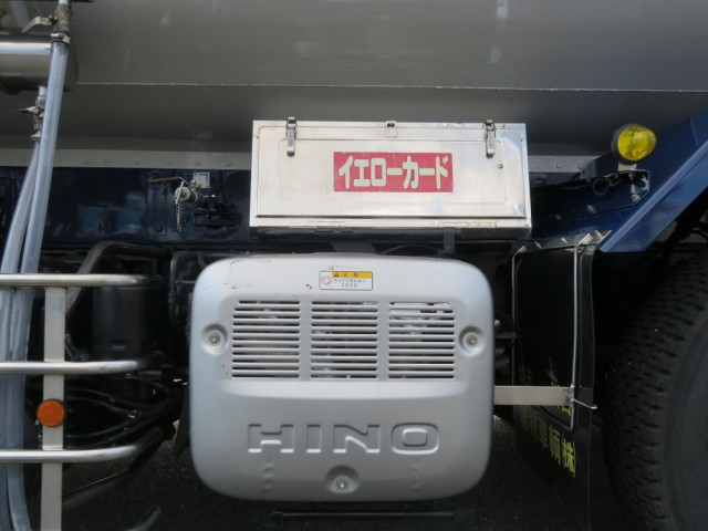 日野 プロフィア 大型 タンクローリー QPG-GN1APEG(103690) 23枚目